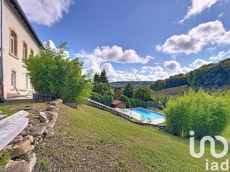 Maison - 239 m² - 6 pièces