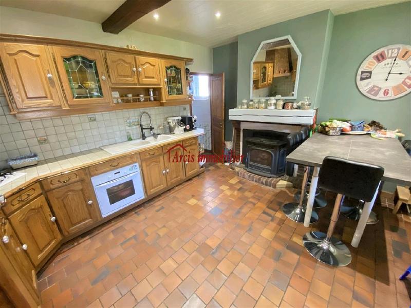 Maison - 180 m² - 10 pièces