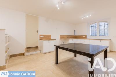 Maison - 210 m² - 8 pièces