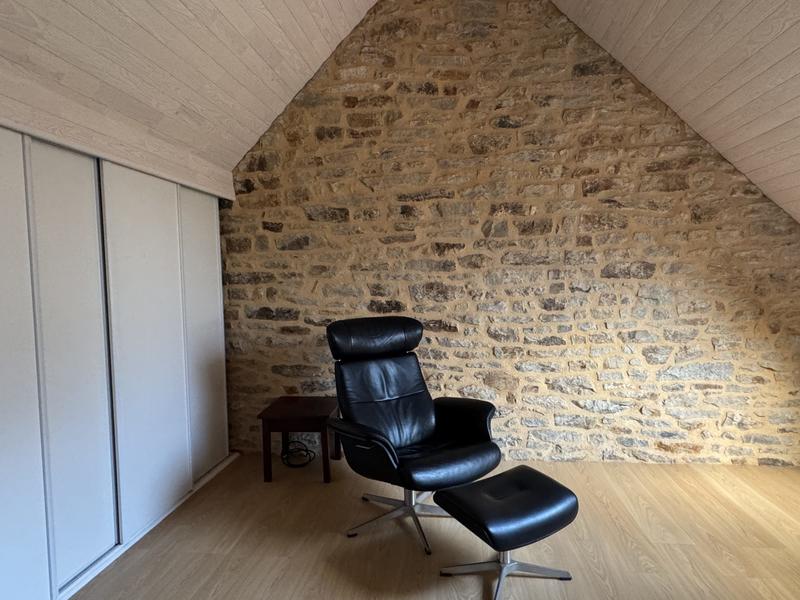 Maison - 250 m² - 8 pièces