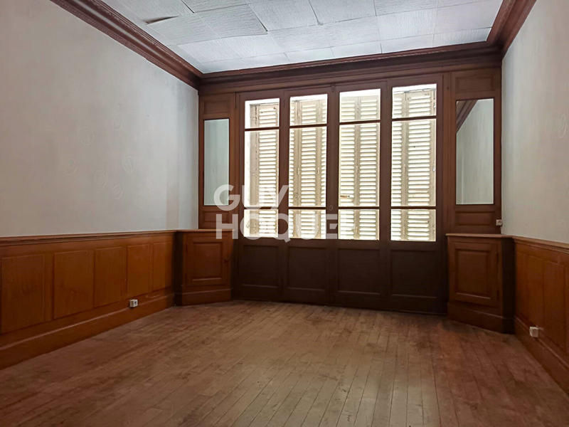 Maison - 170 m² - 8 pièces