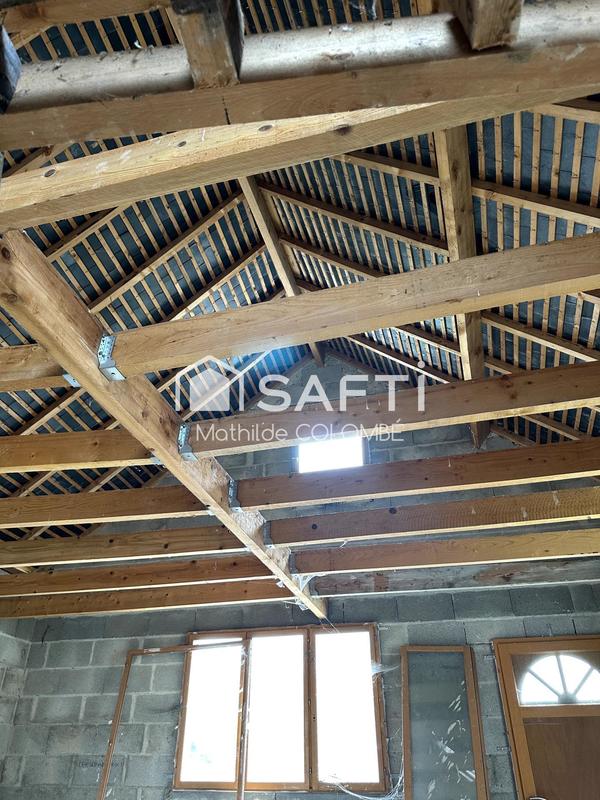 Maison - 140 m² - 6 pièces