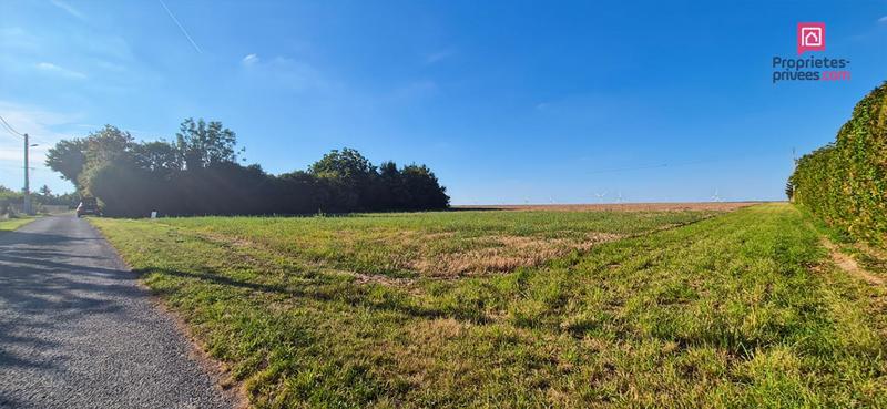 Terrain constructible - 2 439 m²