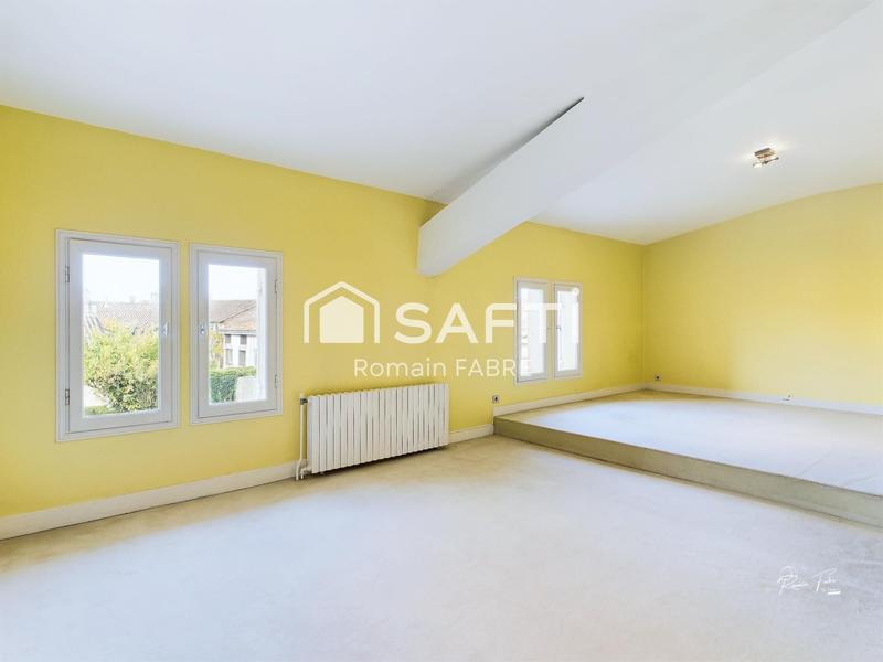 Maison - 304 m² - 7 pièces