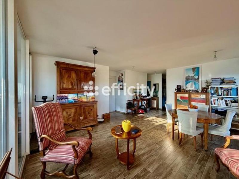 Appartement - 76 m² - 3 pièces