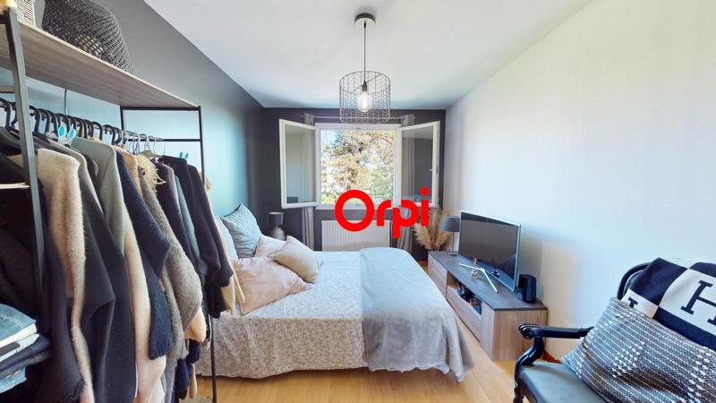 Maison - 98 m² - 5 pièces