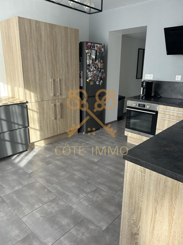 Maison - 100 m² - 4 pièces