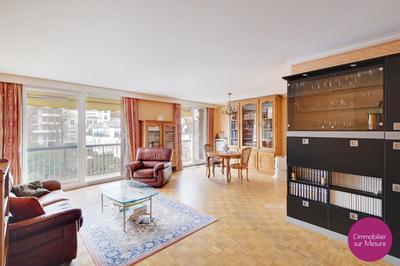 Appartement - 81 m² - 3 pièces