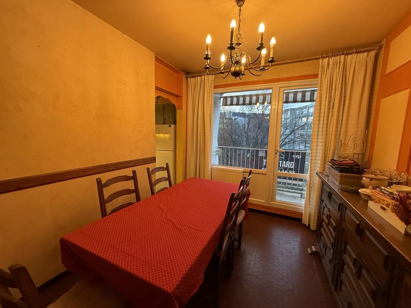 Appartement - 104 m² - 5 pièces