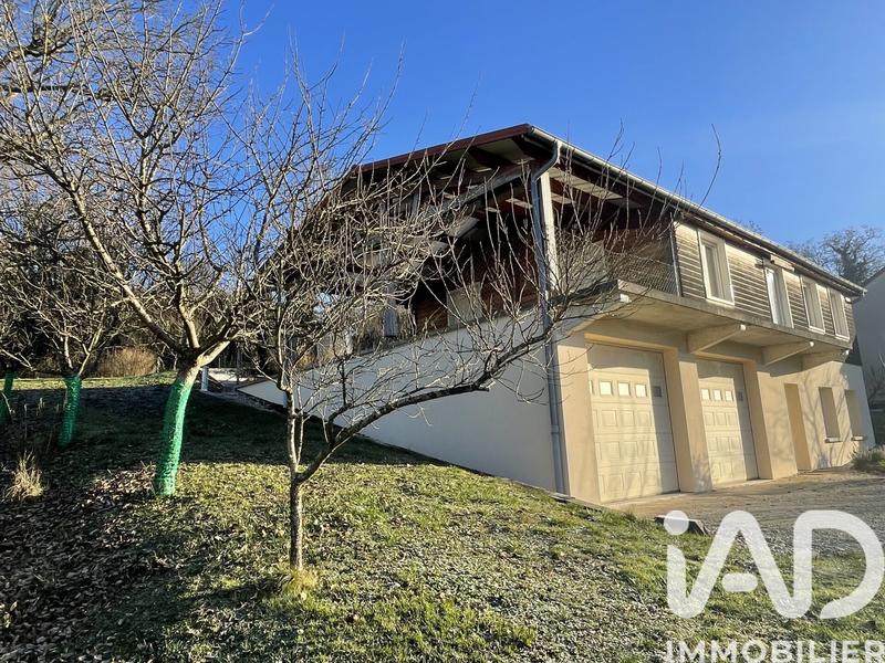 Maison - 135 m² - 6 pièces