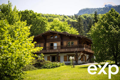 Villa - 174 m² - 8 pièces