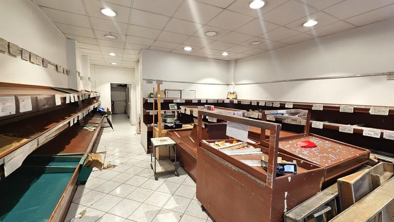 Fonds de commerce - Magasins - 90 m²
