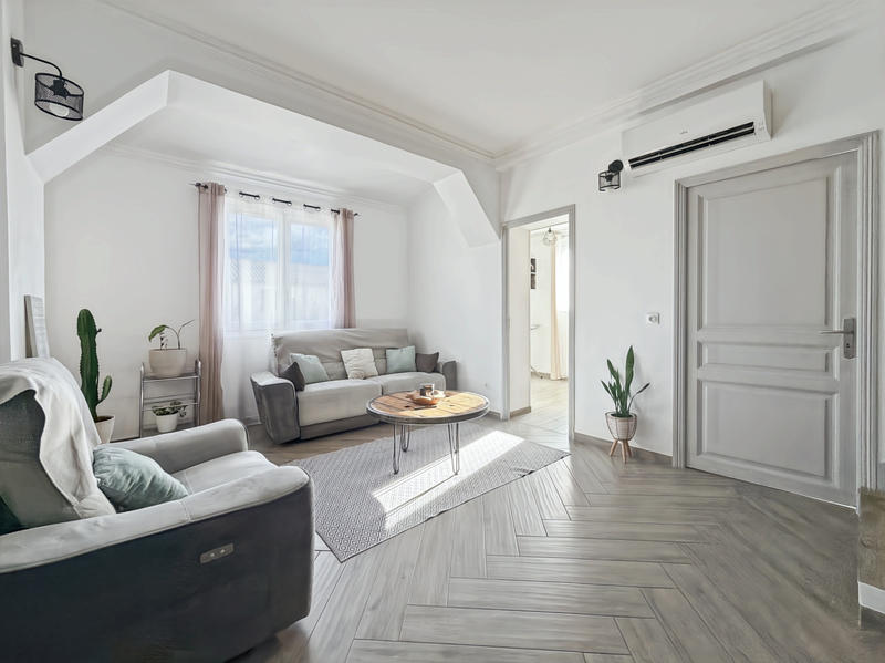 Maison - 120 m² - 7 pièces