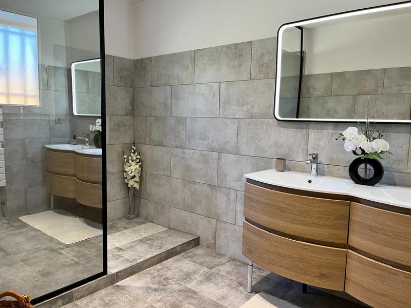 Maison - 190 m² - 6 pièces