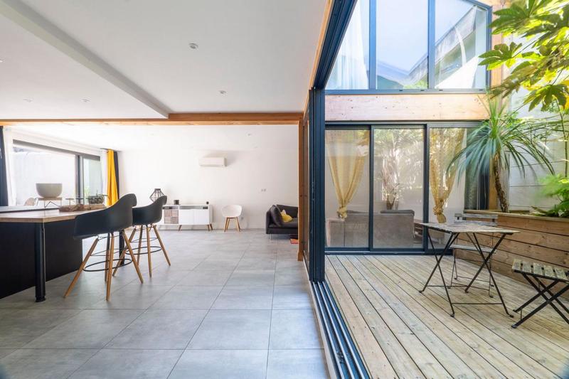 Maison - 186 m² - 5 pièces