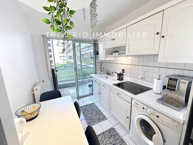 Appartement - 70 m² - 3 pièces