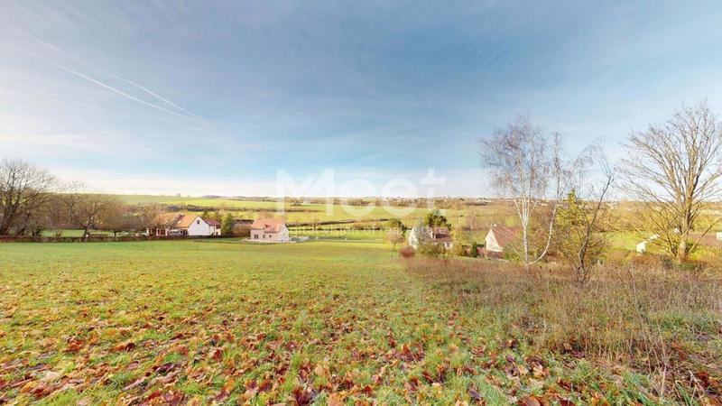 Terrain constructible - 1 488 m²