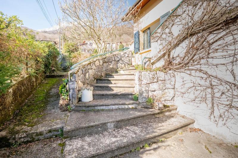 Maison - 143 m² - 7 pièces