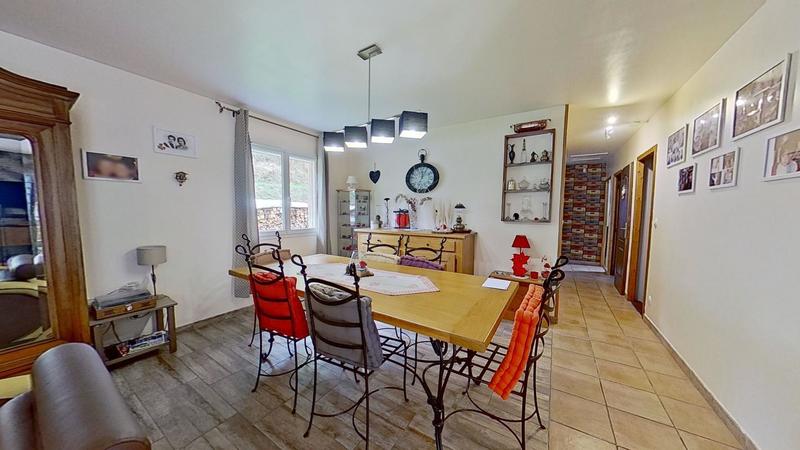 Villa - 200 m² - 7 pièces