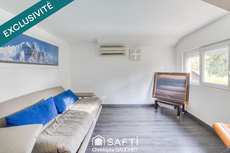 Villa - 213 m² - 6 pièces