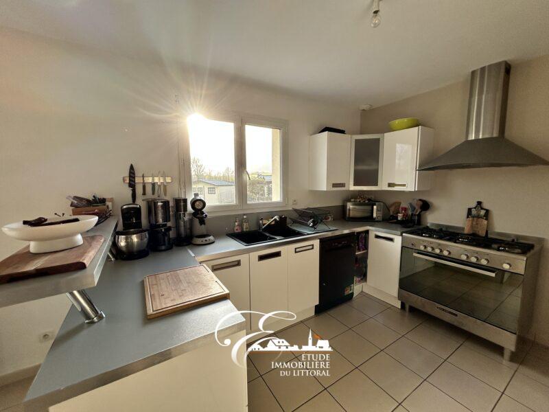 Maison - 92 m² - 5 pièces