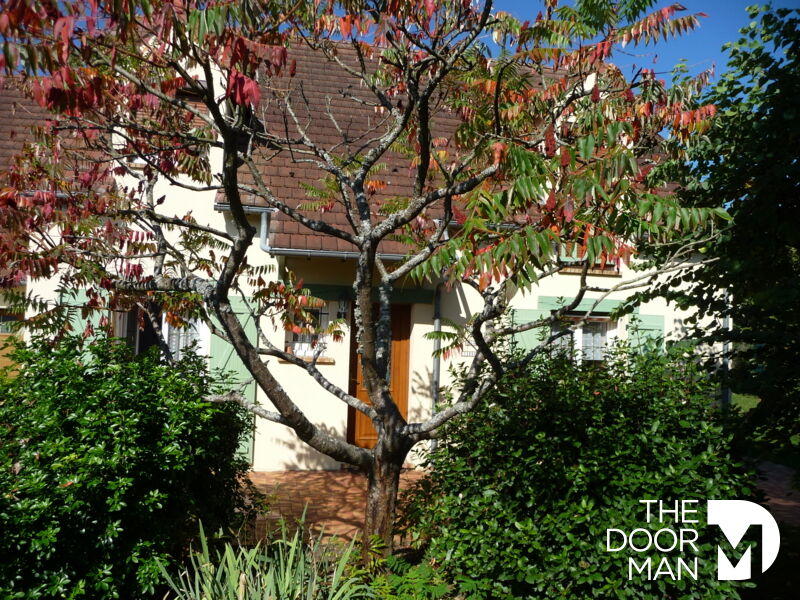 Demeure - 201 m² - 6 pièces