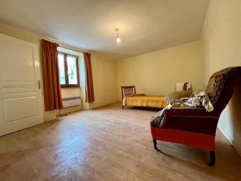 Maison - 137 m² - 5 pièces