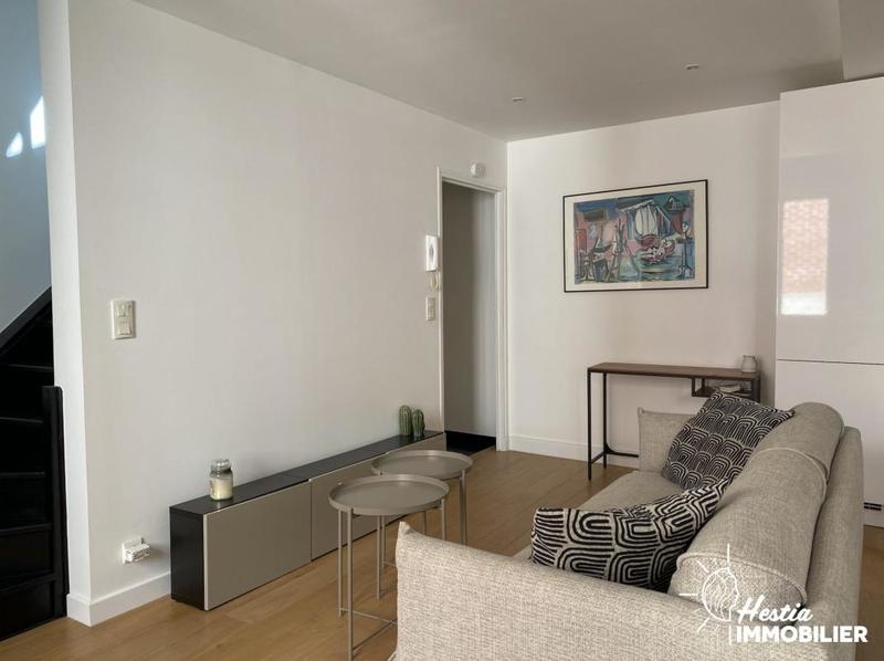 Appartement - 99 m² - 5 pièces