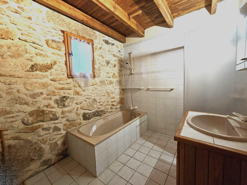 Maison - 400 m² - 18 pièces