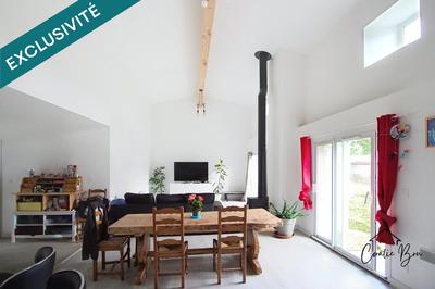 Maison - 125 m² - 4 pièces