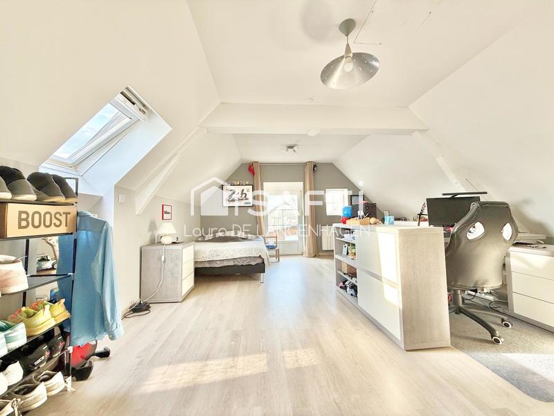 Maison - 265 m² - 7 pièces