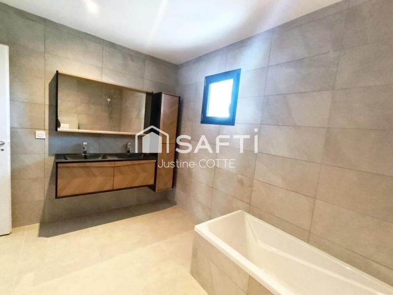 Maison - 100 m² - 4 pièces