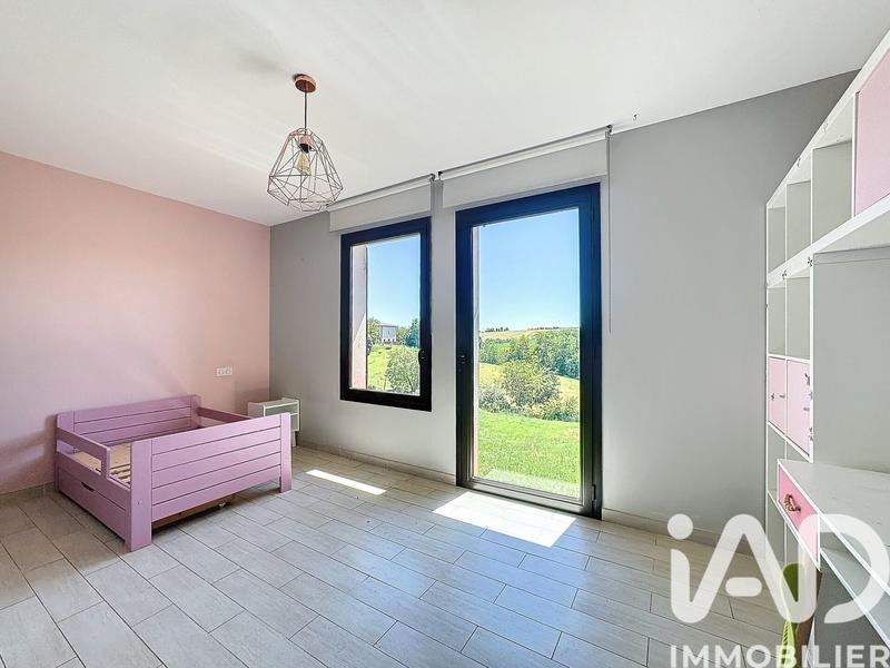 Maison - 166 m² - 6 pièces