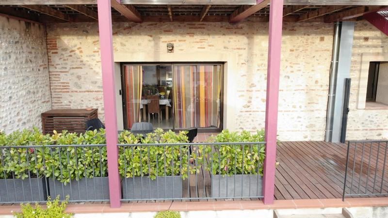 Mas - 320 m² - 17 pièces