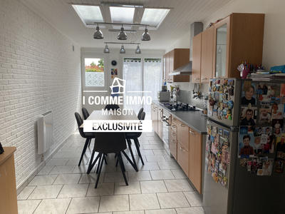 Maison - 100 m² - 5 pièces