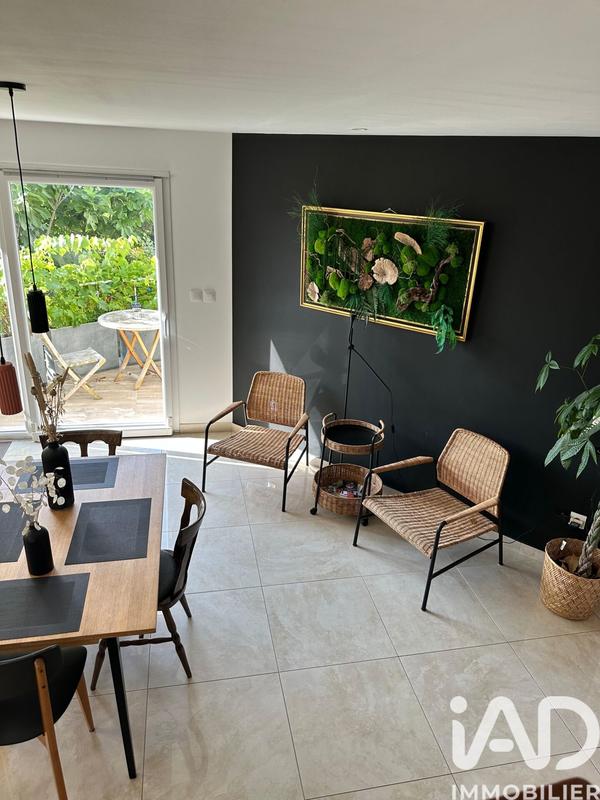 Maison - 180 m² - 7 pièces