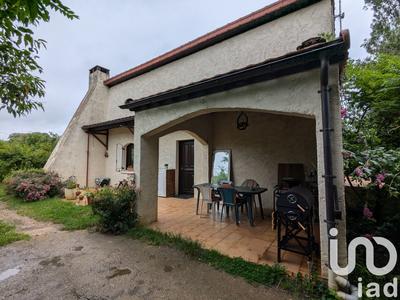 Maison - 98 m² - 4 pièces