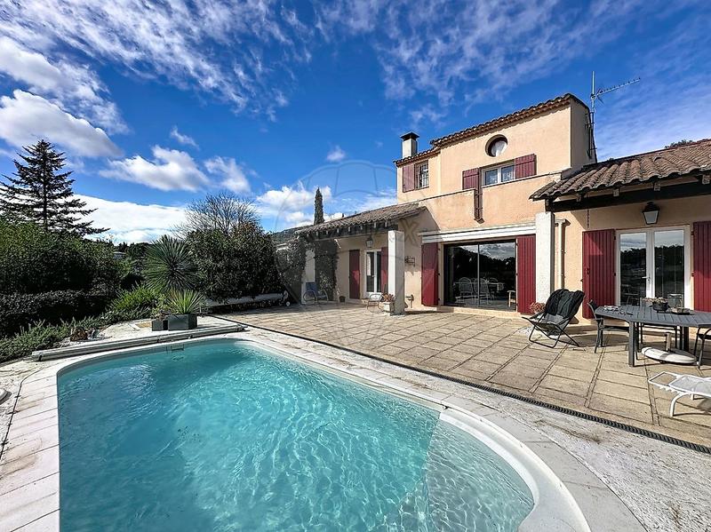 Maison d'architecte - 180 m² - 6 pièces