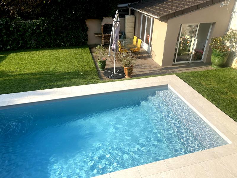 Maison - 196 m² - 7 pièces