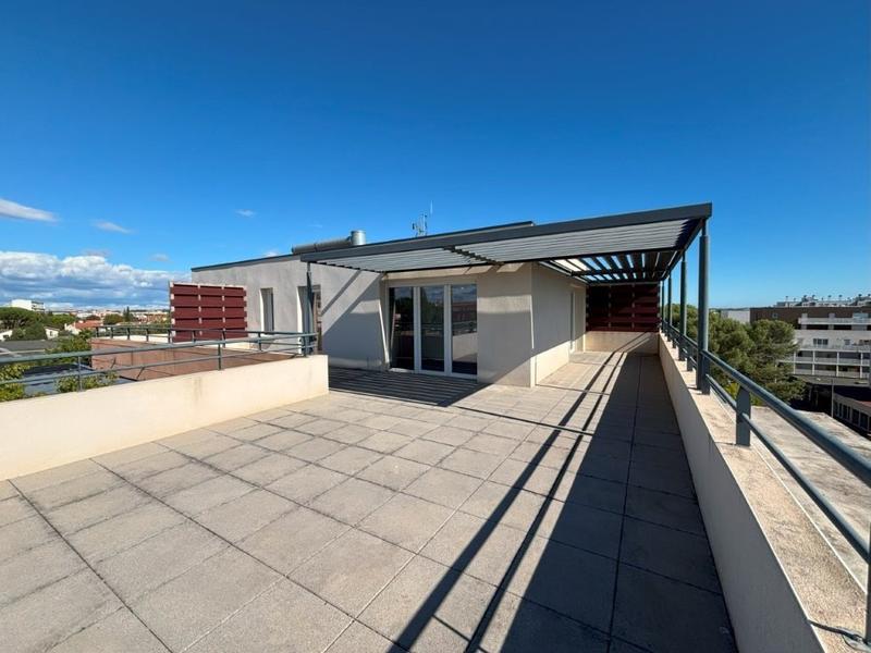 Appartement - 93 m² - 4 pièces