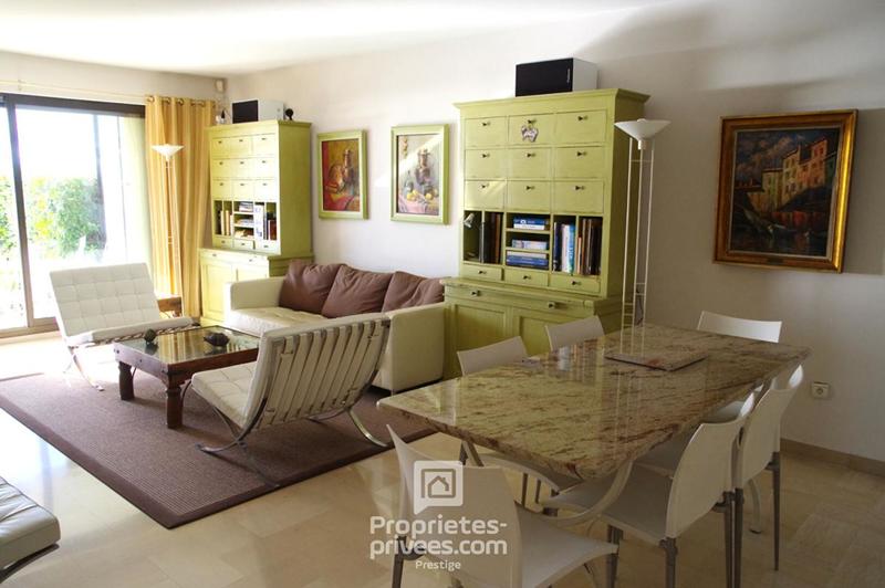 Appartement - 93 m² - 3 pièces