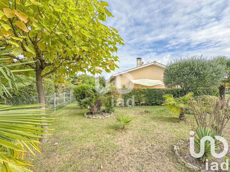 Maison - 180 m² - 5 pièces