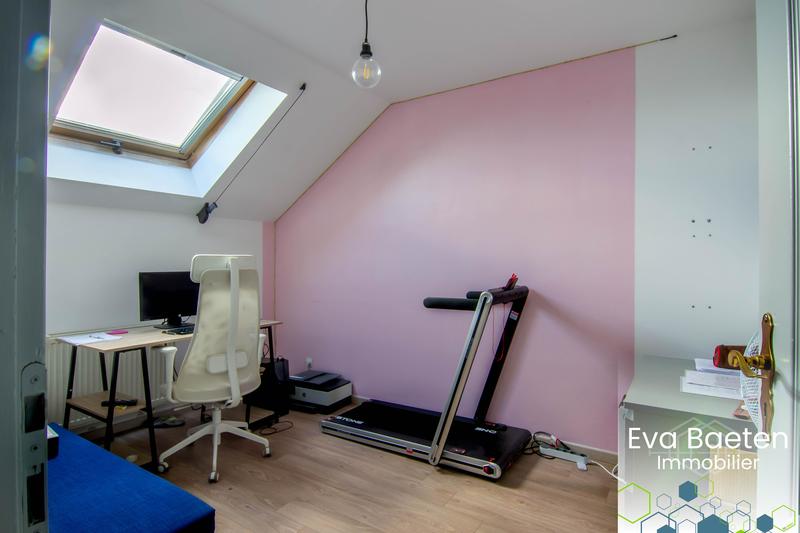 Maison jumelée - 108 m² - 5 pièces