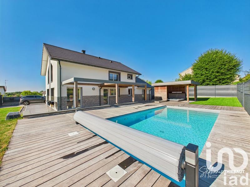 Maison - 165 m² - 6 pièces