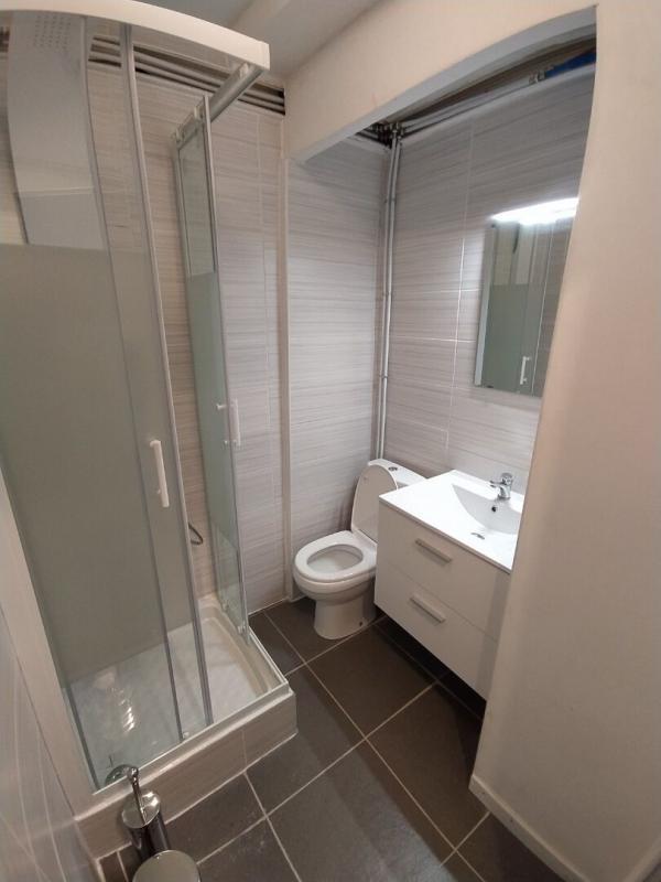 Studio - 14 m² - 1 pièce