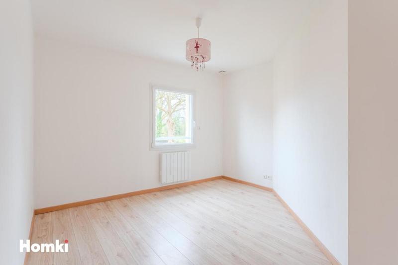 Maison - 215 m² - 8 pièces