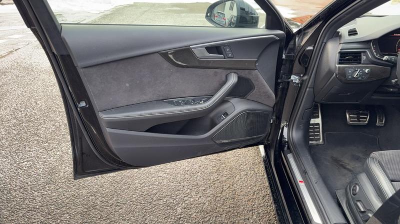 Audi S4 Avant 3.0 Tfsi 354 Quattro Tiptronic 8 s - Automatique