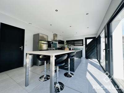 Maison contemporaine - 175 m² - 7 pièces