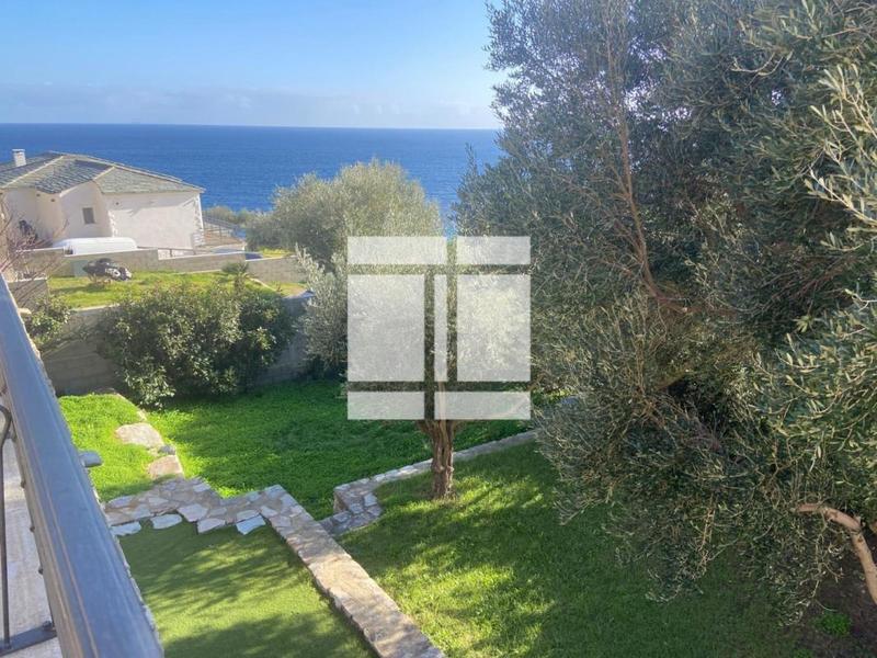 Villa - 200 m² - 8 pièces