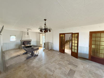 Maison - 264 m² - 15 pièces